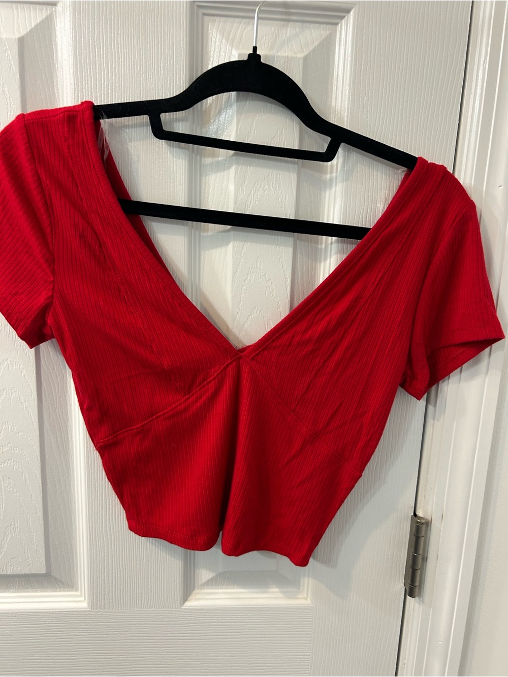Red V-Neck Short Sleeve Women's Crop Top